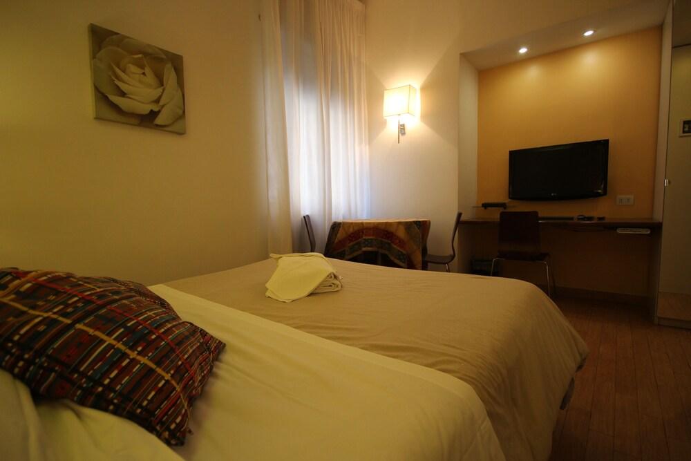 Internouno Guest house